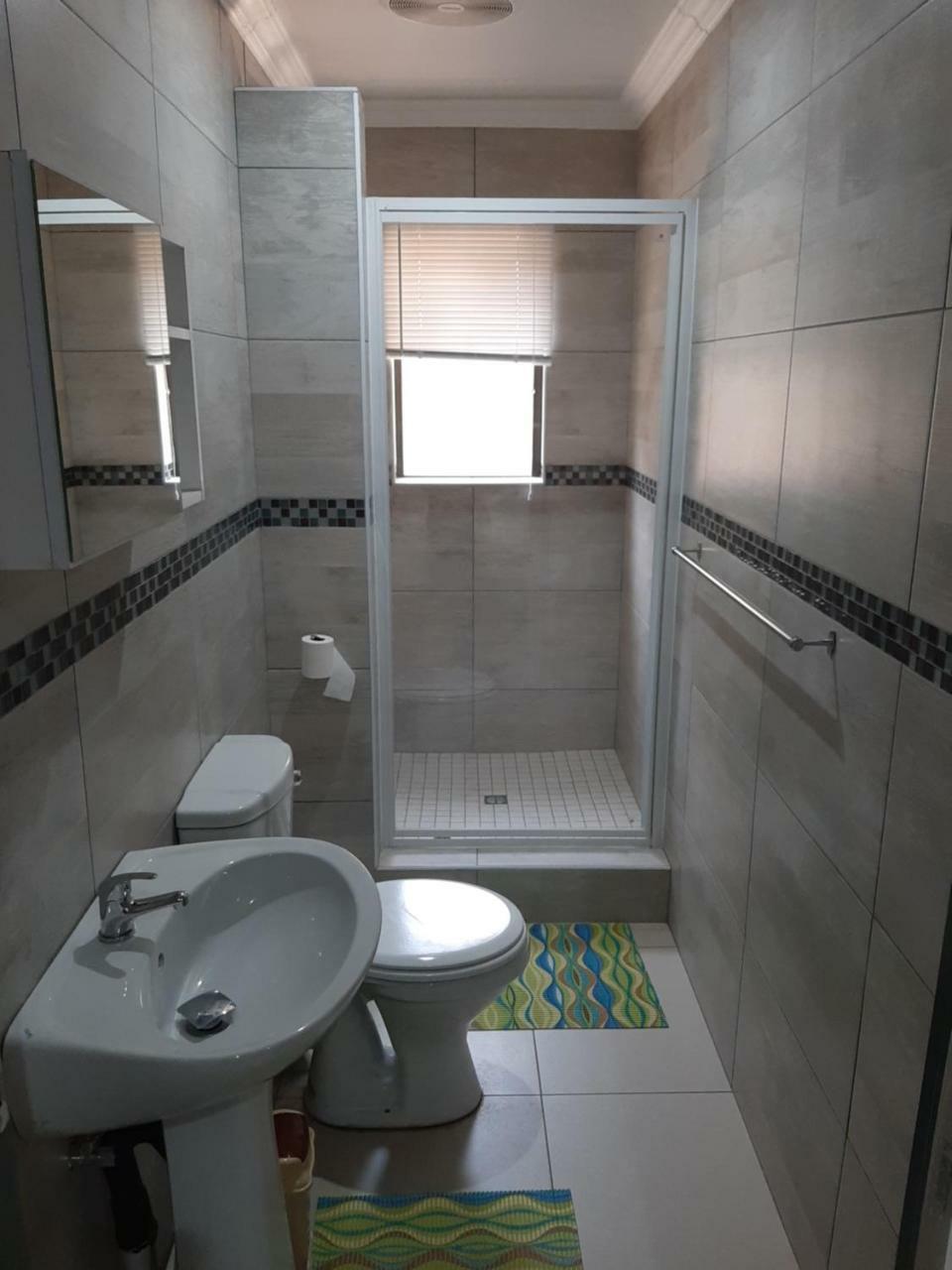 Lux Rooms On 37 Bloemfontein Exteriör bild